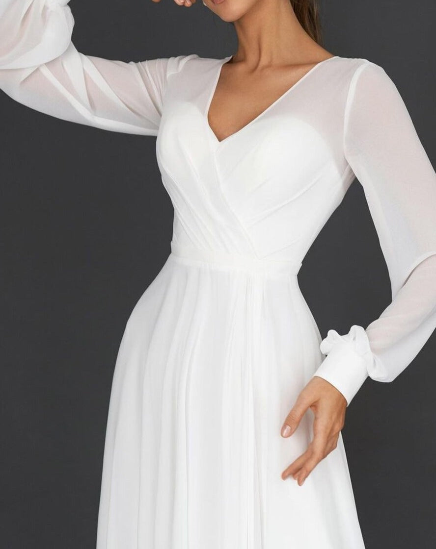 Stilvolles Flatterkleid